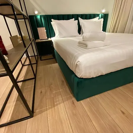 Living Hotell Tirana