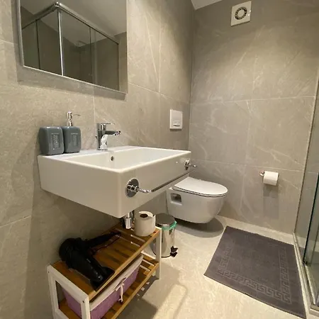 Hotell Living Tirana