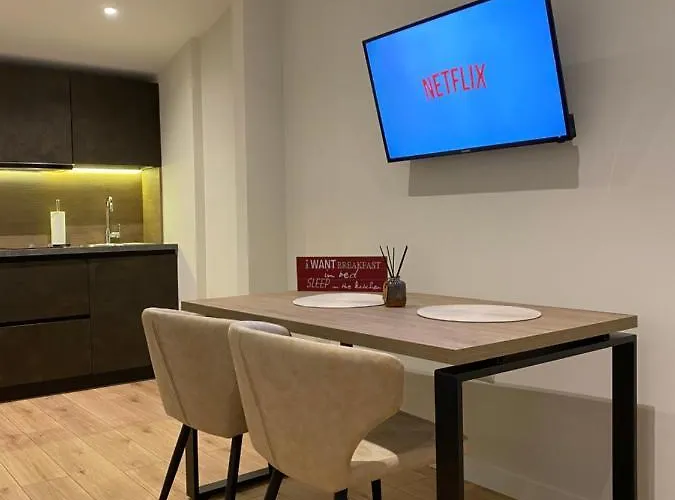 Living 4* Tirana