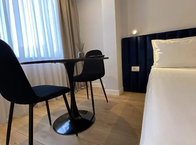 Hotel Living