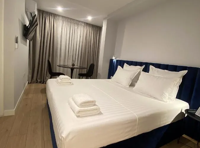 Hotel Living