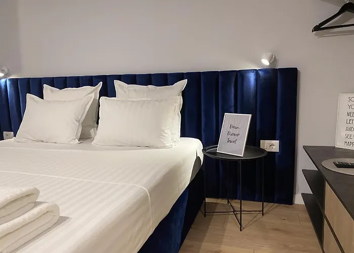 Living Hotel
