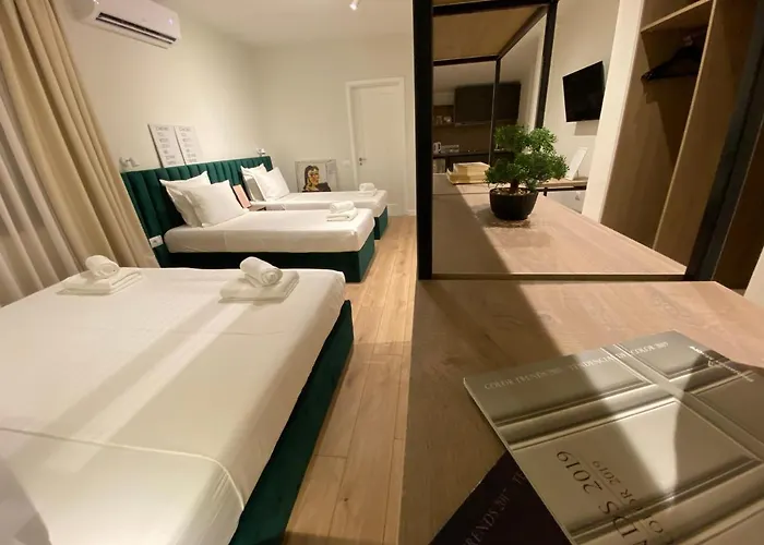 Living Hotel 4*