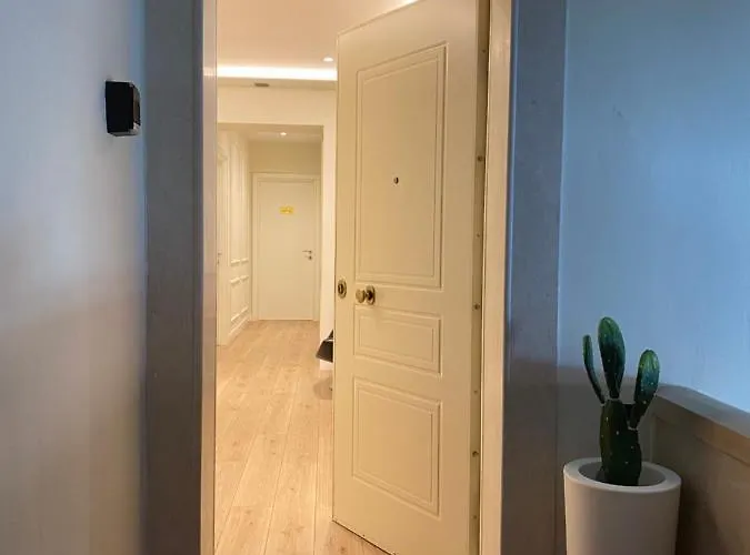 Living Hotel 4*