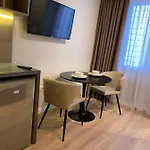 ホテル Living