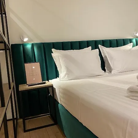 Living Hotel