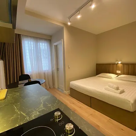 Hotel Living 4*